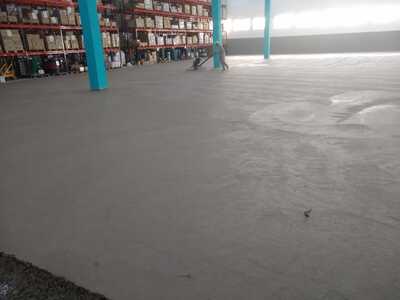Concretagem de piso polido para indústria